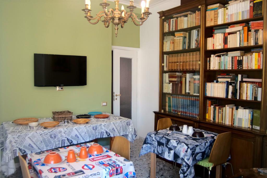 B&B Bibliotechina Napoli Eksteriør billede